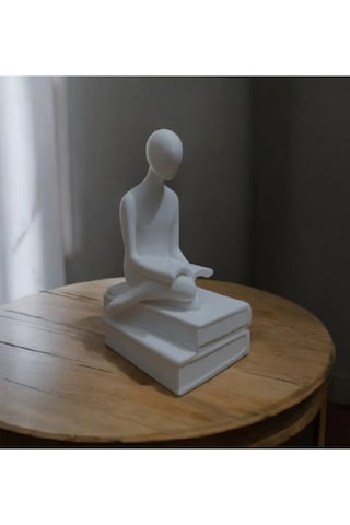 Huzurlu Okuyucu Temalı Iskandinav Biblo