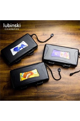 Lubinski Seyahat Puro Kutusu Humidor Kırılmaz Plastik Siyah Lion 5's Lb-623
