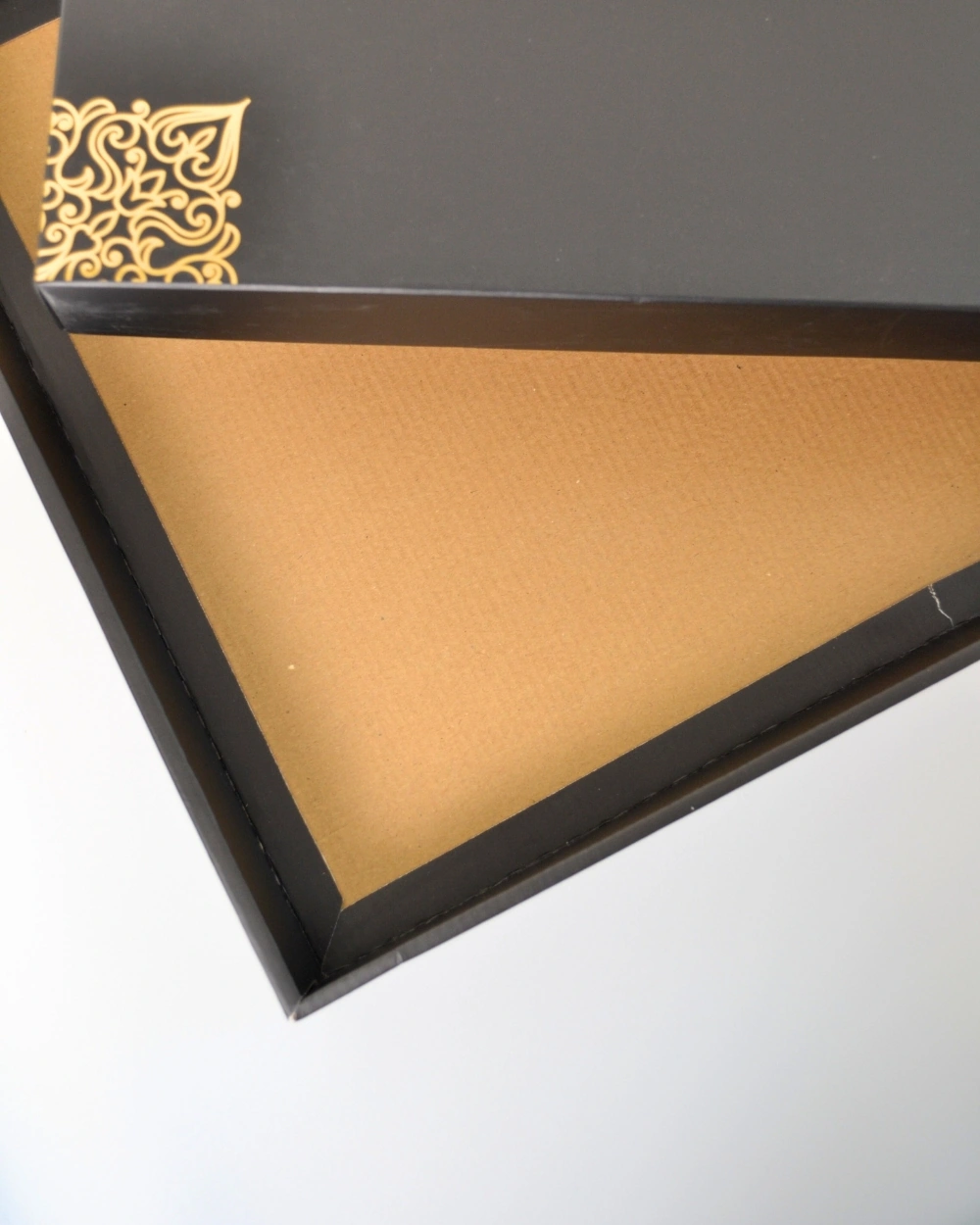 Lüks Siyah Hediye Kutusu Büyük Boy 32x36x4 Cm Sert Kapaklı Sunum Kutusu