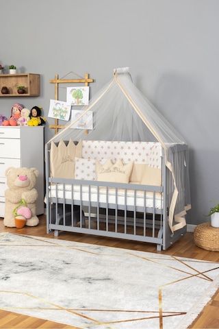 Ahşap Beşik Anne Yanı Beşik Gri 60x120 - Krem Nakış Erkek Uyku Seti + Yatak Gri