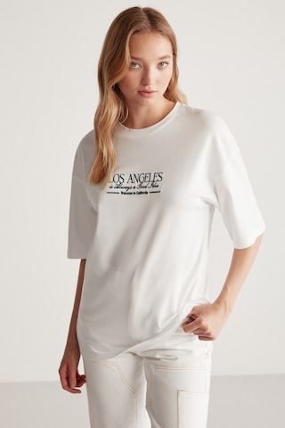 Grımelange Janna Kadın Şehir Temalı Ön Ve Arka Baskı Detaylı Oversize Fit Bisiklet Yaka Beyaz / Yeşil T-shirt