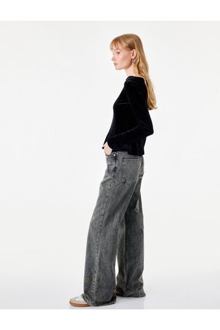 Koton Kadife Slim Fit Kayık Yaka Uzun Kollu Tişört Siyah 7wal10032ık