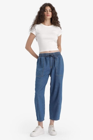 DeFacto Pull On Carrot Fit Yüksek Bel Crop Fit Yumuşak Jean Pantolon E0954AX25SMNM85