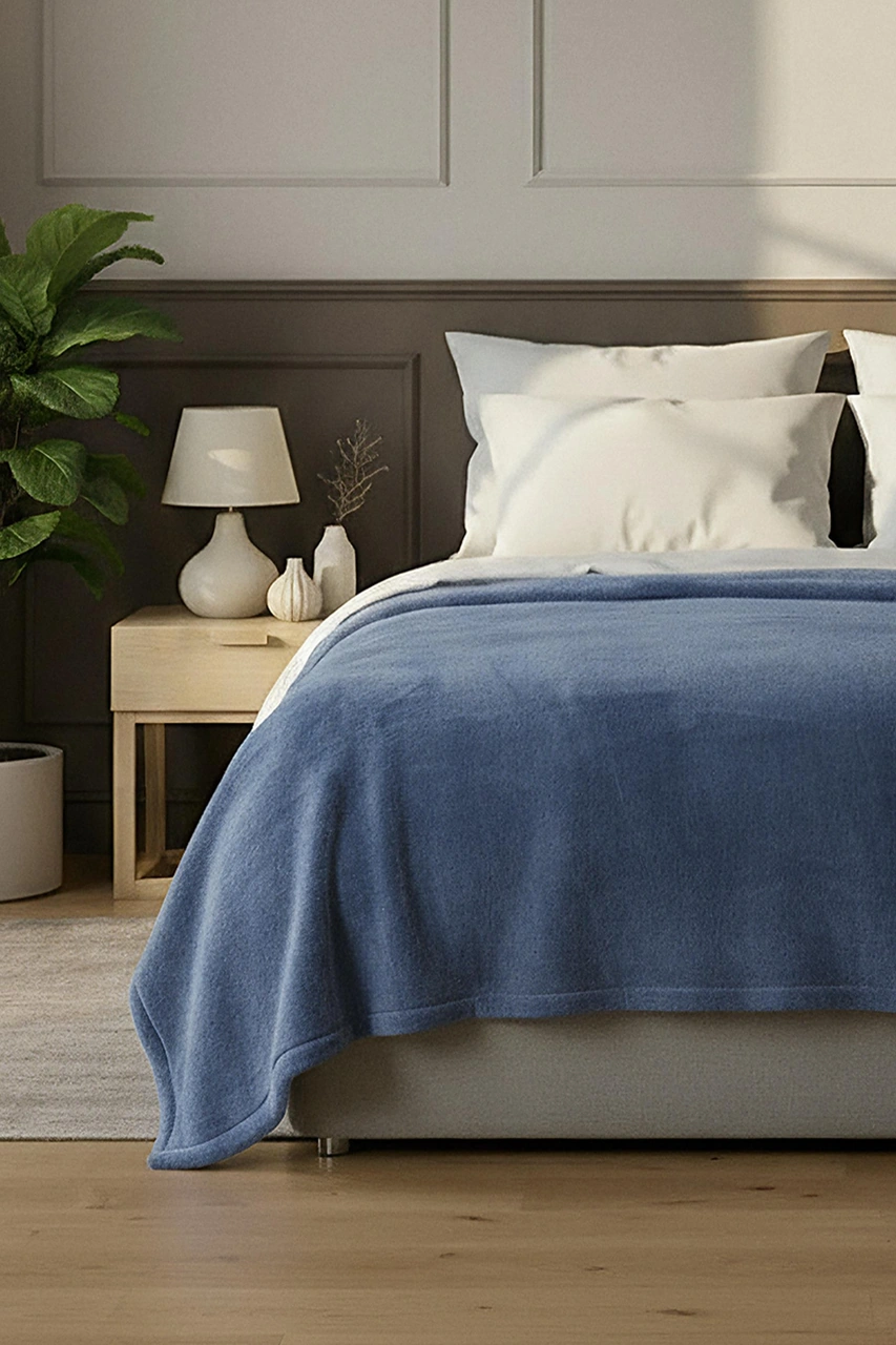 Pufina 200x220 Çift Kişilik Tavşan Tüyü Battaniye İndigo Mavi