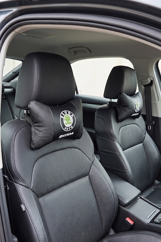 Skoda Auto Nakış İşlemeli Ortopedik Lüks Araç Seyahat Deri Oto Boyun Yastığı Siyah 2'li Set