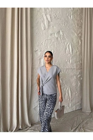 Yandan Bağlama Detaylı Kolsuz Bluz - Gri Gri