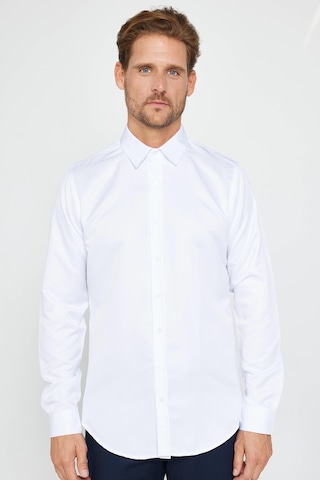 Tudors Slim Fit Uzun Kollu Kolay Ütü Teri Emen Nefes Alan Doku Kravatlık Dört Mevsim Erkek Gömlek-24607 Beyaz