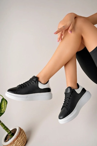 Luis A Costa Lc101 Siyah Arka Beyaz Bt Bağcıklı Kadın Ayakkabı Renkli