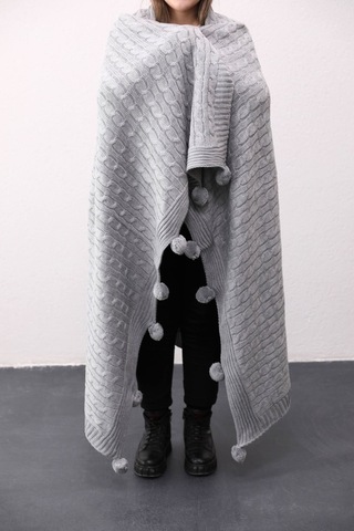 Biocotton Triko Ponponlu Örgü Tv Battaniyesi - Gri