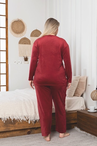 Büyük Beden Kırmızı Likralı Soft Kadife Pijama Takımı Kırmızı