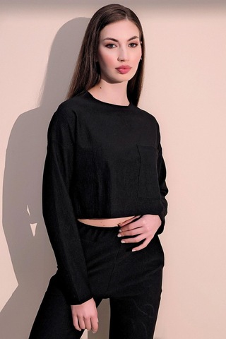 WeShaya Kadın Siyah Kendinden Dokulu Cepli Crop Sweatshirt, Salaş Kesim Siyah