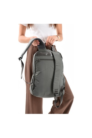 571 Collections Ultra Hafif Şik Ve Su Geçirmez Orta Boy Sırt Çantası Gri Model: 571-13-9f Gri