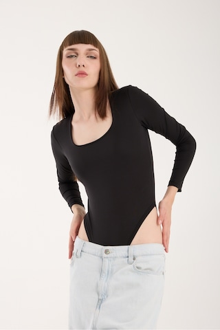 Gugus Kadın Kare Yaka Uzun Kollu Çıtçıtlı/zıbın Body Siyah