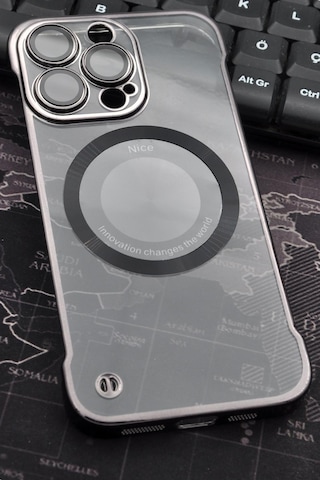 Apple Uyumlu iPhone 14 Pro Max Uyumlu Siyah Renkli İnce Kenarlı Şeffaf Sert Kapak Kılıf Siyah -