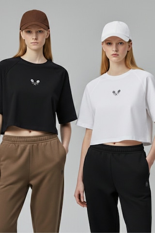 Soft&Basic Kadın Nakışlı Regular %100 Organik Pamuk Yuvarlak Yaka Kısa Crop T-shirt Siyah - Beyaz