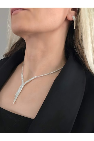 Eva Takı Store Kristal Taşlı Su Yolu Sarkıt Model Yılbaşı - Abiye - Düğün -event Kolye Küpe Set Silver Gümüş