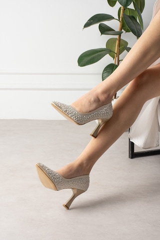 Shoetek Garwas Kadın Stiletto İnce Topuklu Full Taşlı Bej Saten