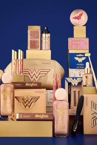 Catrice Wonder Woman Allık Fırçası Makyaj Fırça Ve Aplikatörleri Altın
