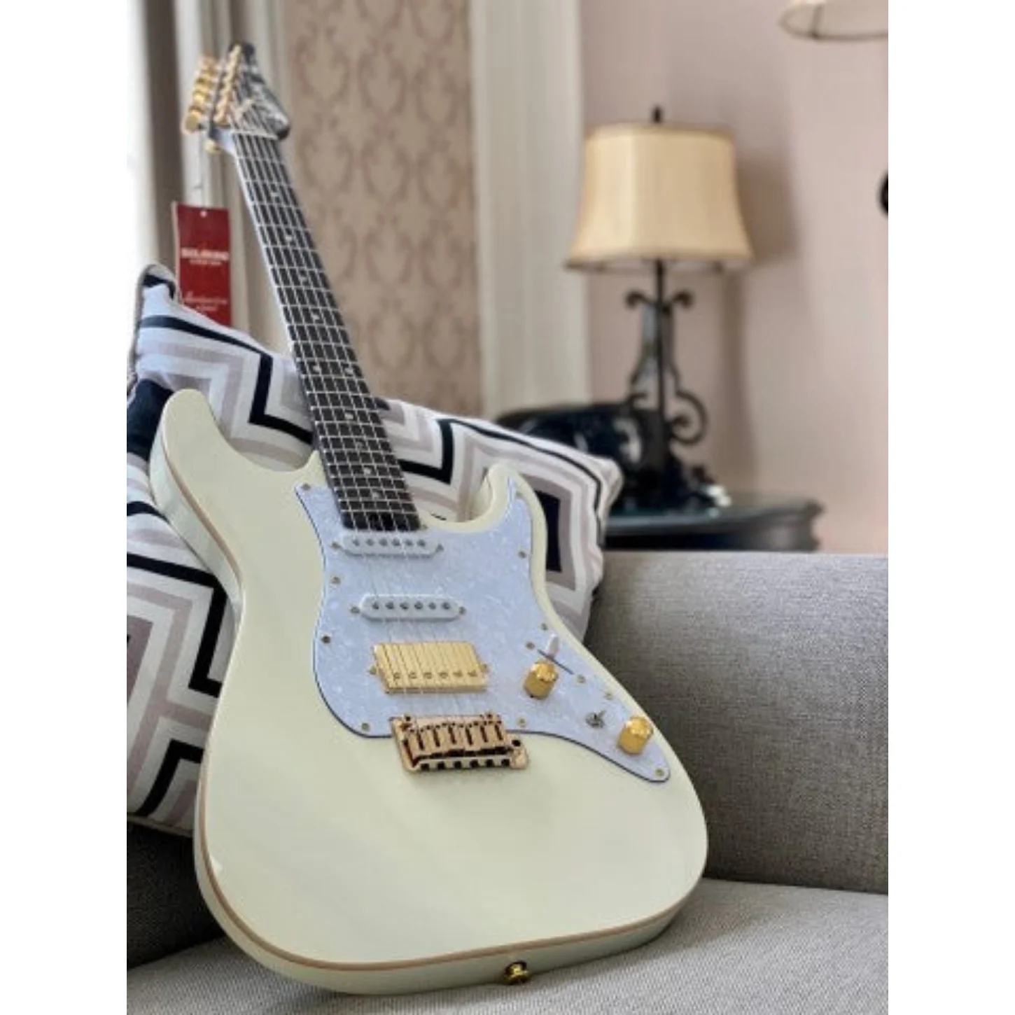 Soloking Ms-1 Classic Flat Top İn Vintage White With One Piece Rosewood Neck Special Run W/gigbag