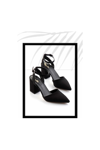 Mat Siyah Kadın Klasik Topuklu Ayakkabı K01726140038 Mat Siyah