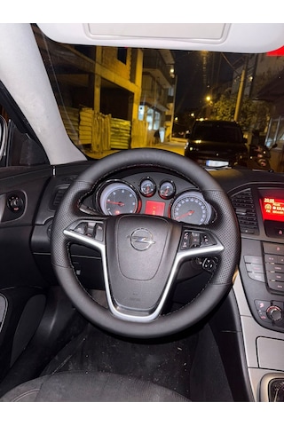 Astra J Makyajlı Kasa Kaplama Deri Direksiyon Kılıfı Siyah