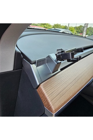 Tesla Model Y 2021-2024 Uyumlu Araca Özel İthal Telefon Tutucu