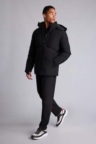 Defacto Su İtici Rüzgar Geçirmez Slim Fit Kapüşonlu Fermuarlı Cepli Kışlık Mont A3519ax26wnbk81 Siyah-bk81