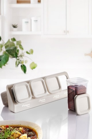 Kitchen Life 4'lü Etiketli Standlı Kendinden Yapışkanlı Kare Baharatlık Takımı - Erzak Saklama Kabı Seti Krem