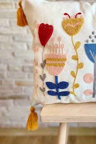 Swita Home Punch İşlemeli Tekli Dekoratif Özel Tasarım Kırlent Kılıfı Panç Sarı - Beyaz