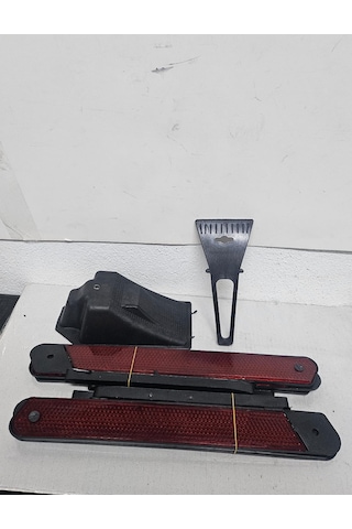 Tam Donanımlı Trafik İlk Yardım Seti Boyunluk Reflektör Cam Buz Kazıyıcı Lastik Sabitleme Takozu 401073