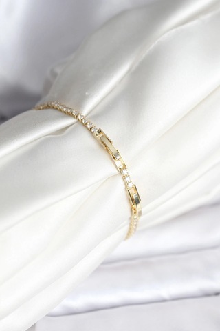 Ceylan Adam Kelebek Model Zirkon Taşlı Gold Renk Pirinç Su Yolu Kadın Bileklik Çok Renkli