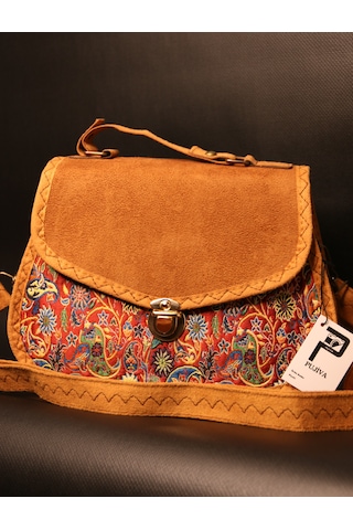 Pujiva Etnik Tarz Kilim Desenli, Omuz Askılı, Çok Cebli Fermuarlı, Kilitli, Gece, Günlük Çanta En 26 Boy 19 Kırmızı