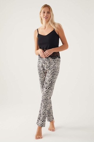 Pierre Cardin Kadın Vanilya Kısa Kol 3'lü Pijama Takımı 8790 001