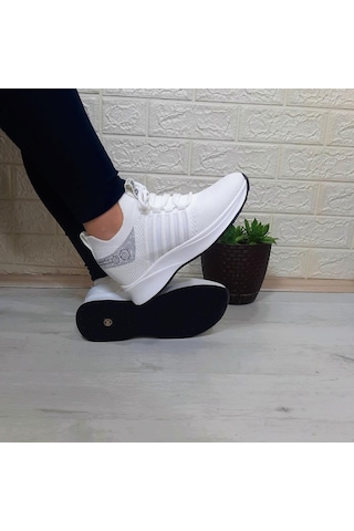 M.p 1669 Beyaz İçten Gizli Topuk 7cm Taşlı Kadın Spor Ayakkabı 001