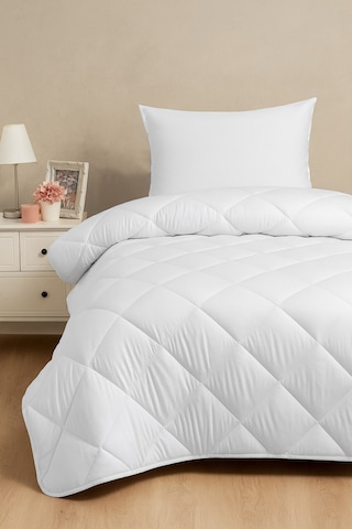 Ecotermo Tek Kişilik Microfiber Antialerjik Silikon Yorgan Çeyizlik Otel Yorganı 155x215 Cm Beyaz