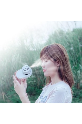 Kablosuz Boyun Bandı Fan Mini Taşınabilir Boyun Bandı Fan Usb Şarj Edilebilir 2000 Mah Pil Açık Sprey Ofis Home Için El Fan Fanlar 8894 Beyaz