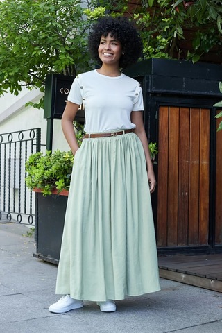 Kadın İpeksi Dokulu Modal Kumaş Cepli Beli Lastikli Bilek Boy Uzun Etek Deri Kemer Dahil -yağ Yeşili Yağ Yeşili