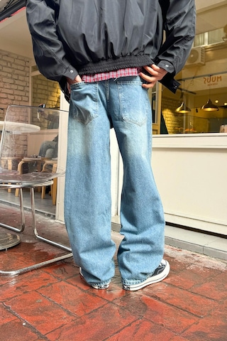 Soldurma Detaylı Baggy Jean Mavi Mavi