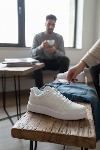 Enoch Mikro Delik Detaylı Ve Kalın Düz Tabanlı Erkek Casual Sneaker Beyaz