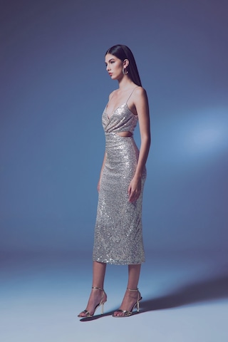 Dekolteli Payet Elbise - Bej-135644 Bej