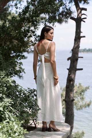 Mai Collection Mai Studios Co. Kita Üçgen Detay Çizgili Ekru Keten Crop Ekru