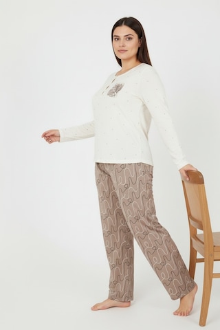 Bravie Üstü Puanlı Altı Çizgi Desenli Elite Viscose Uzun Büyük Beden Pijama Takımı Ekru 3585 Ekru