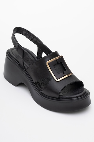 Luvishoes Lucıa Siyah Tokalı Hakiki Deri Kadın Dolgu Topuklu Sandalet Siyah