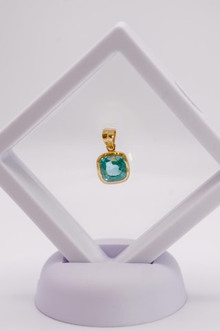Mavi Topaz Taşlı 14 Ayar Altın Kolye Ucu Modern Detaylarıyla Işıltılı Ve Göz Alıcı-7664
