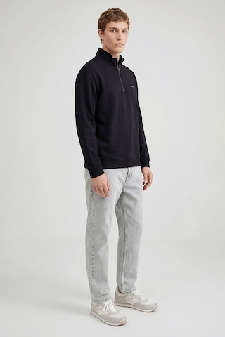 Wrangler Pamuk Frank Relaxed Fit Geniş Kesim Açık Gri Jean Denim Pantolon