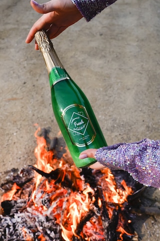 Stella Saltare Elma ve Mentol Aromalı Alkolsüz Simli Şampanya 750 ML