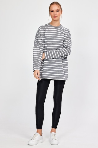 Alexander Gardi Alexandergardı Çizgili Oversize Sweatshirt B23-00158 001