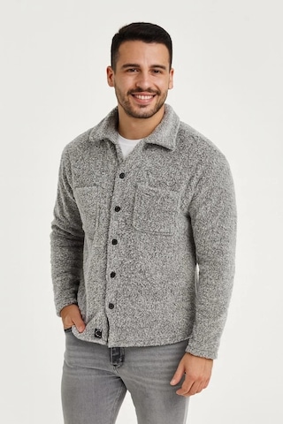 Erkek Pelüş Polar Hırka Gömlek Yakalı, İlik Düğmeli, Göğüs Cepli, Yumuşak Dokulu Kışlık Regular Fi Gri