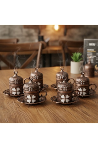 Yonca Desenli 6 Kişilik Porselenli Kapaklı 24 Parça Bakır Renk Fincan Seti Bakır