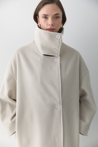 Taş Vittoria Düğmeli Yaka Kaban - 2511 Taş